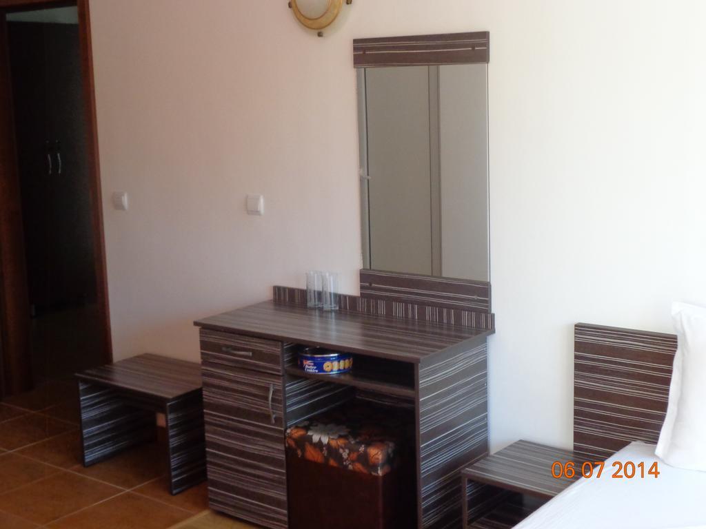 Adri Guest House Несебр Номер фото
